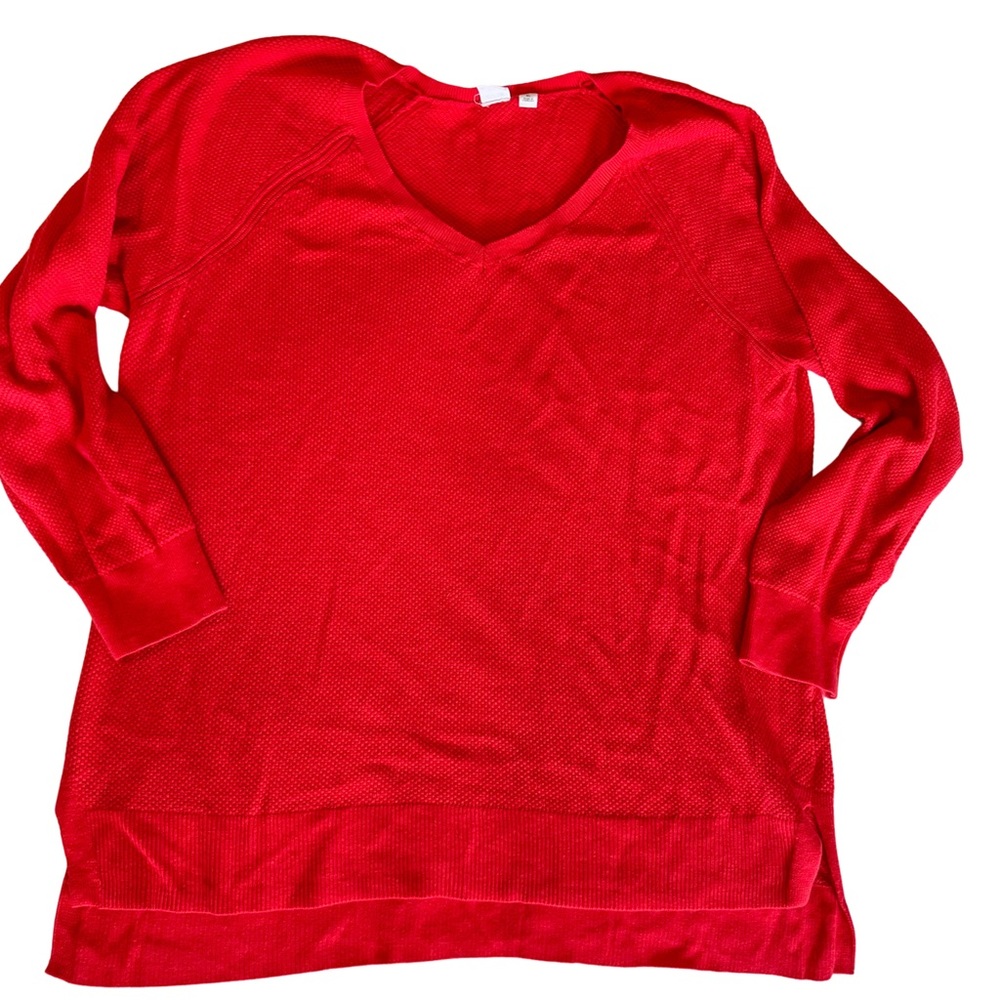 GAP lightweight V neck sweater. Bright red. Textured. Size XL